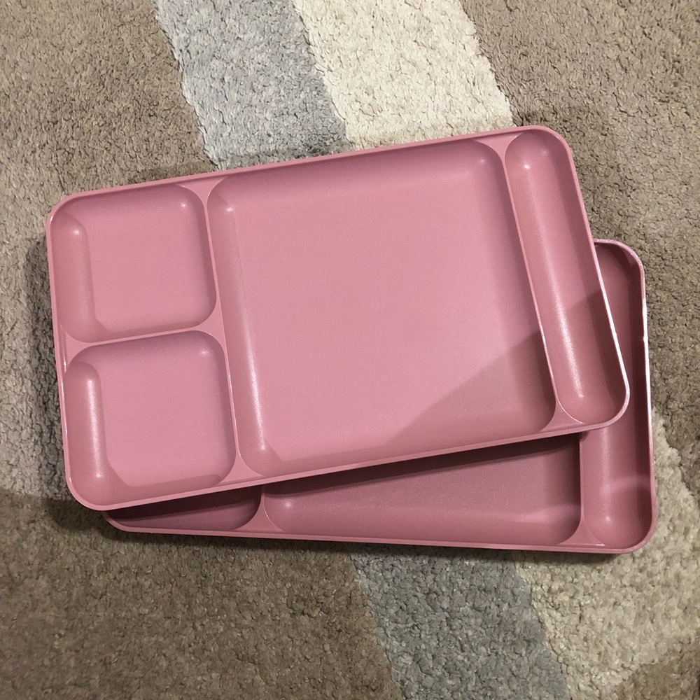 Tupperware Set of 2 Vintage Stackable Divided Plastic Lunch Trays Pink - Picture 2 of 4